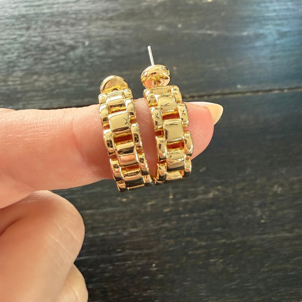 Gold Chunky Curb Link Hoop Earrings C-Shape‎ Bold Statement Polished Finish
